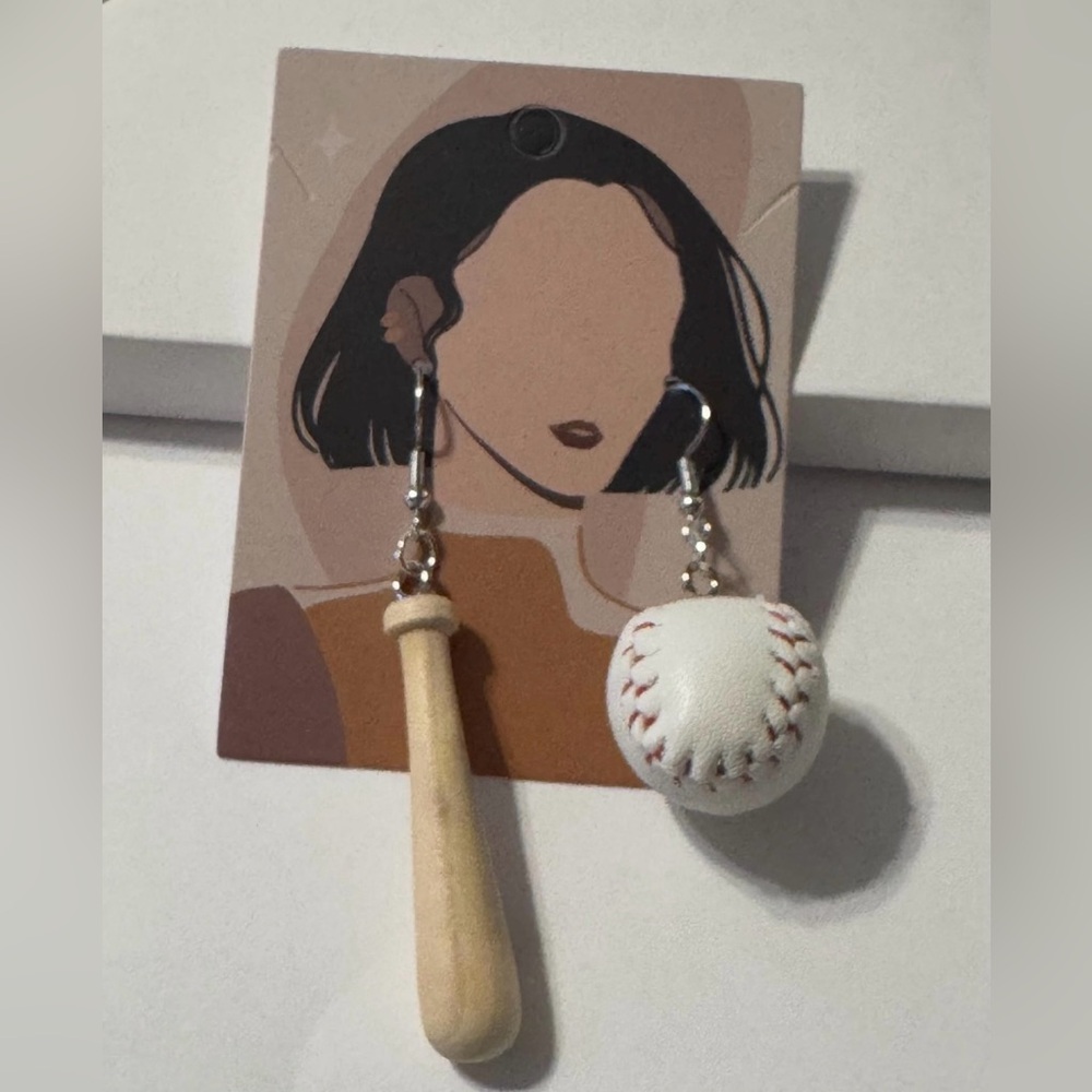 ⚾️ Bat & Ball Earrings - Sports Fan Jewelry - Fun Gift Baseball Lovers Game Day